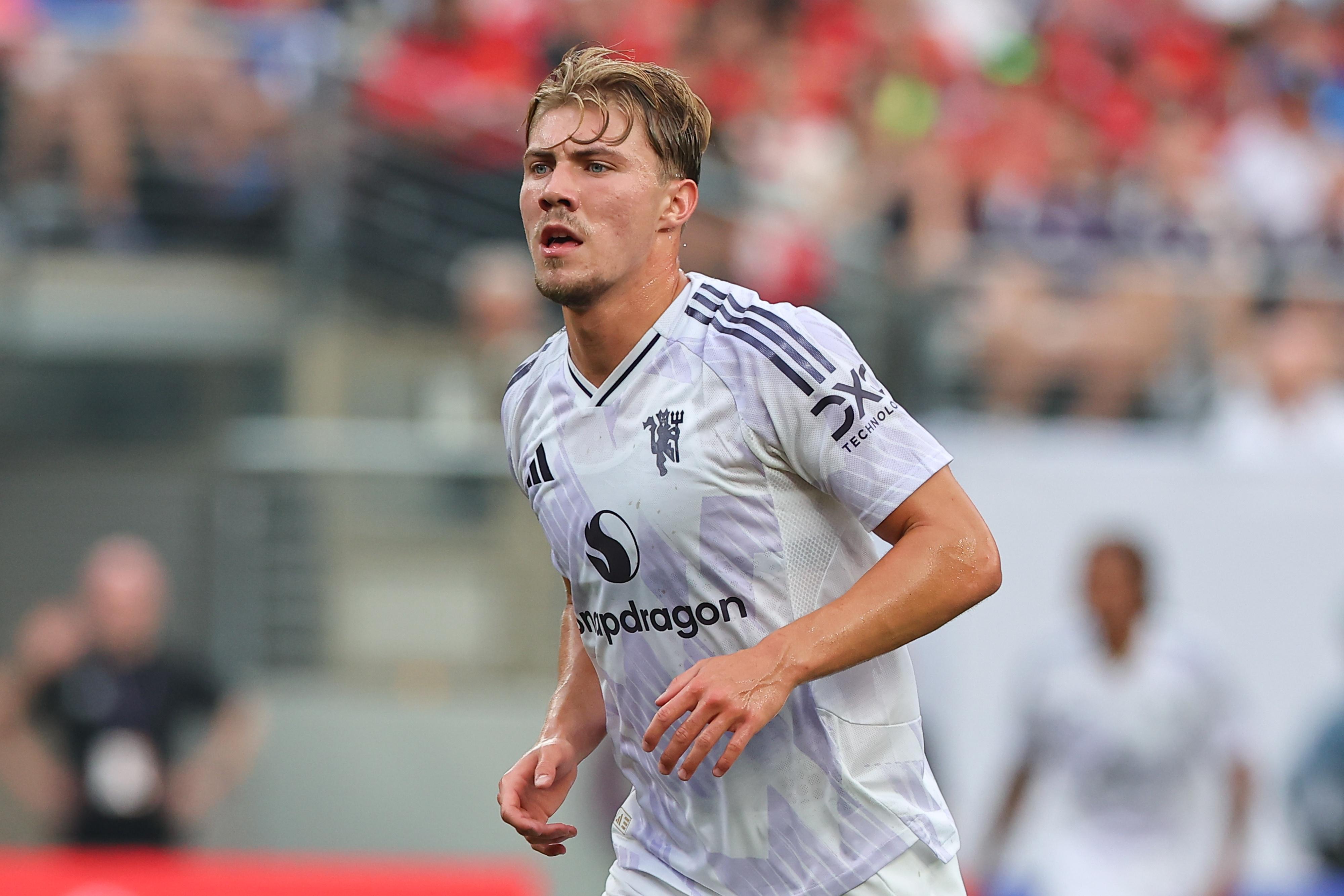 罗马诺：霍伊伦与那不勒斯合同的解约金8500万欧，2027年夏天生效